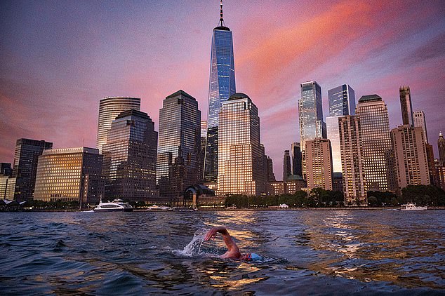 In September Pugh reached New York City having swum 315 miles of the Hudson river
