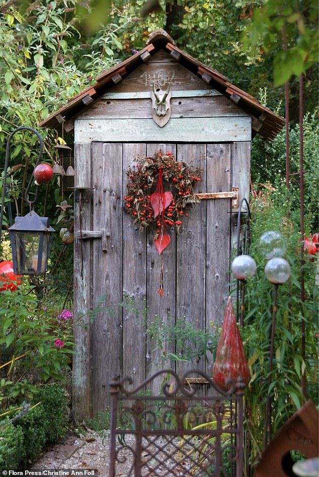 Wreathed in good cheer: Shed styled for Christmas